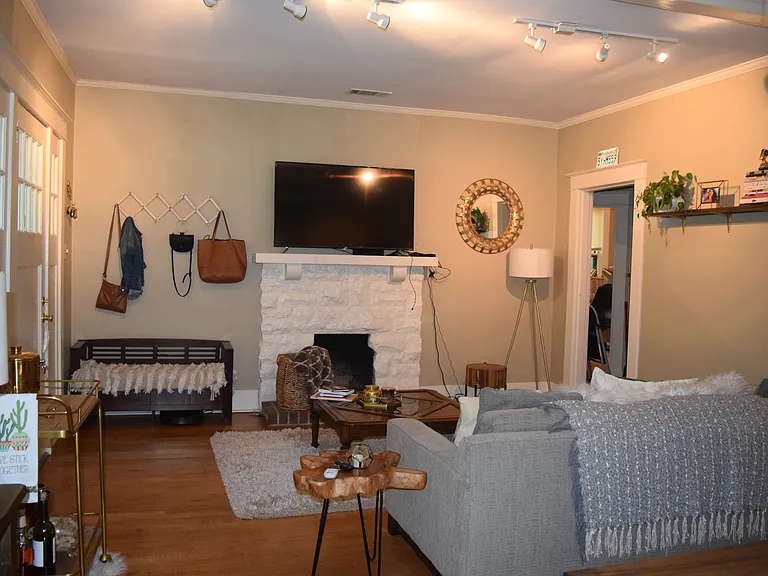 2080 Lee Pl — Photo 4