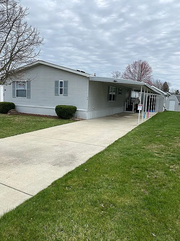 9301 N Union St Lot 66 photo 1