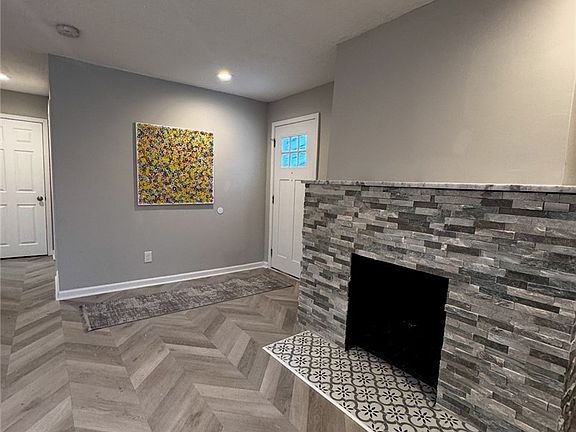 5th image of 4206 Orchard Park Dr