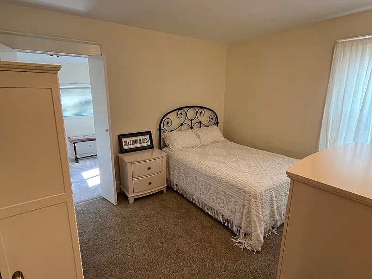 203 Lovering Ave #UPPER — Photo 10