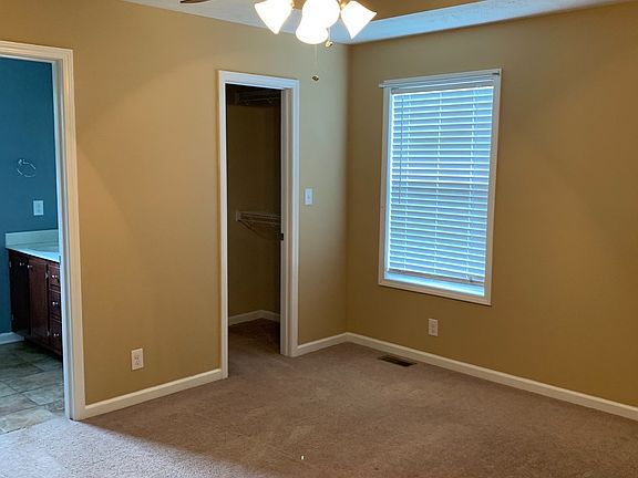 2nd image of 1017 Freedom Dr