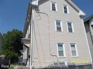 33 Geneva St, Providence, RI 02908