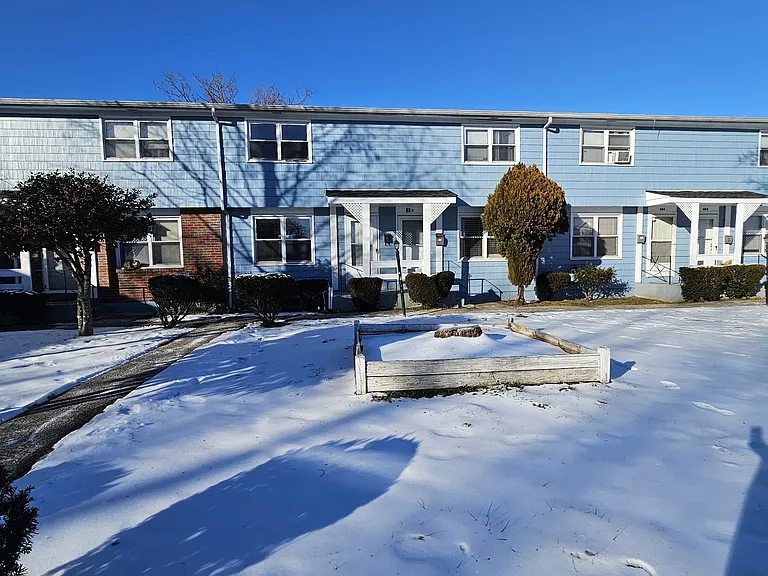 66 Clinton Ave #B — Photo 9