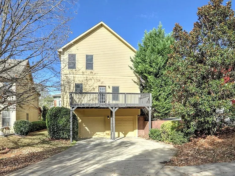 975 Odessa Dr NW — Photo 35