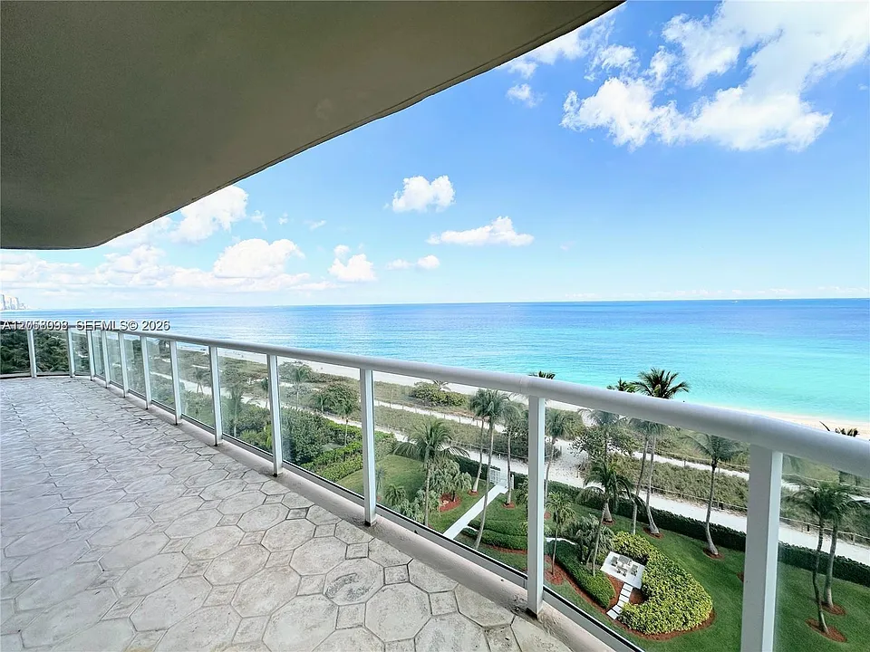 8855 Collins Ave #8A
