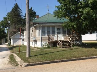 407 E Butler Ave, Greene, IA 50636