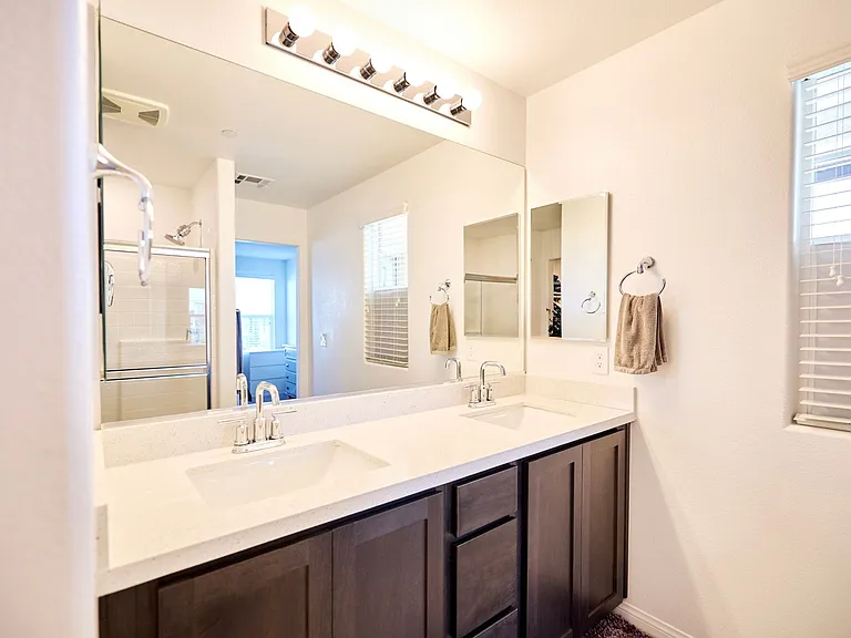 1132 Heliodor Ave — Photo 14