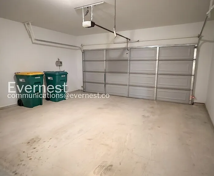 866 Freedom Cir — Photo 17