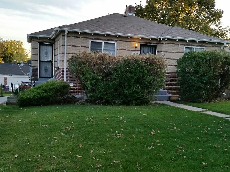 4620 W Hayward Pl — Photo 1