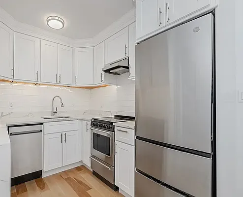 Rented by REAL New York | media 5