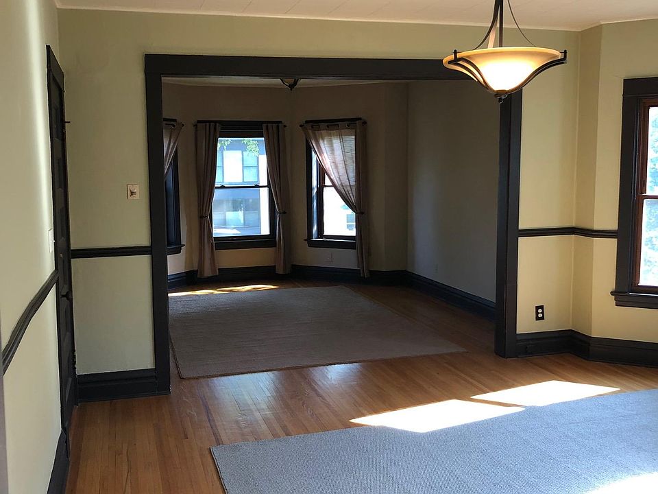 1st image of 427 Marengo Ave APT 2