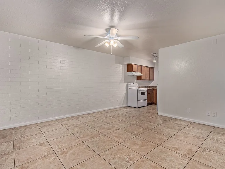 Garden-Style Living in Arcadia Lite | Move-In Specials Available — Photo 7