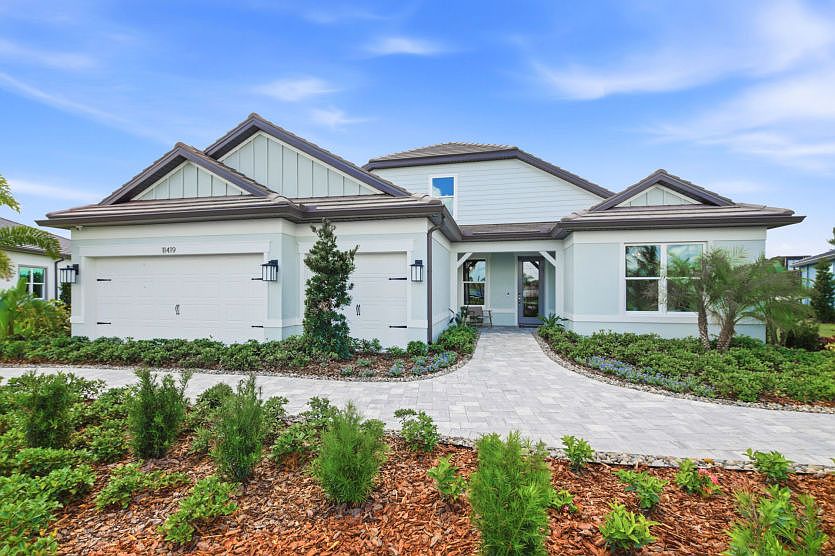 Stellar Grand Exterior