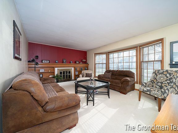 5th image of 3860 Collingwood Ave SW