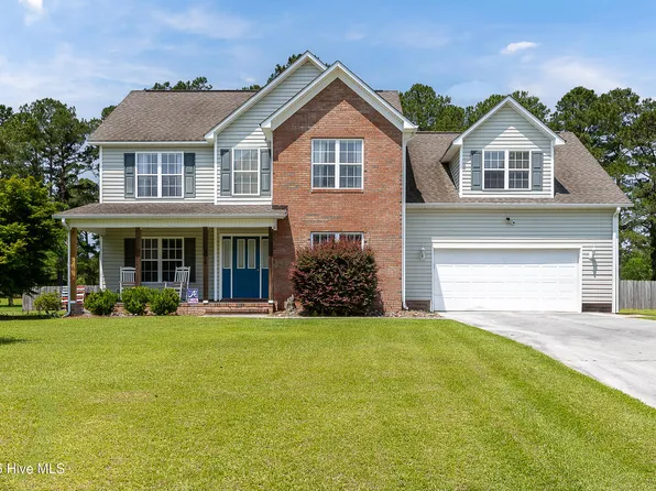 318 Rock Creek Drive S, Jacksonville, NC 28540
