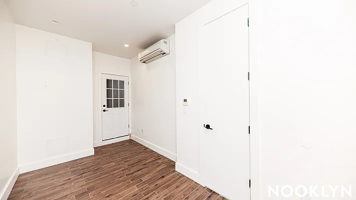 Rented by Nooklyn NYC LLC | media 37