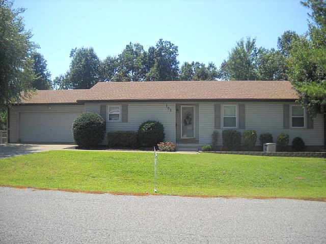 1st image of 161 Celeste Ln
