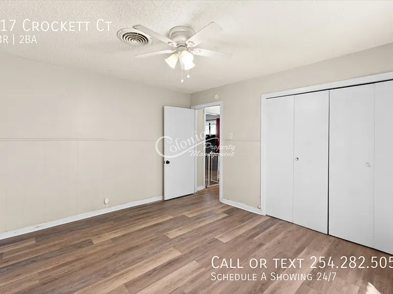 917 Crockett Ct — Photo 16