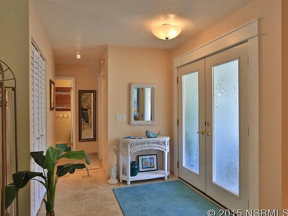 3rd image of 3229 Silver Palm Dr