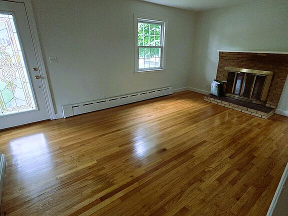 3rd image of 155 Irving Street
