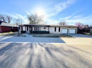 714 S Harvard St, Perryton, TX 79070
