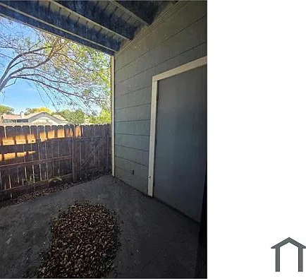 2423 W Slaughter Ln #D — Photo 20