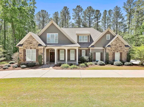 160 Woodbridge Pl, Brooks, GA 30205