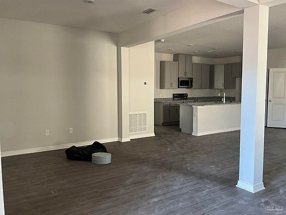 2nd image of 2764 Savannah Michelle Ln