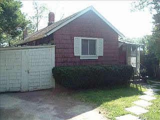 1st image of 13 E End Ave