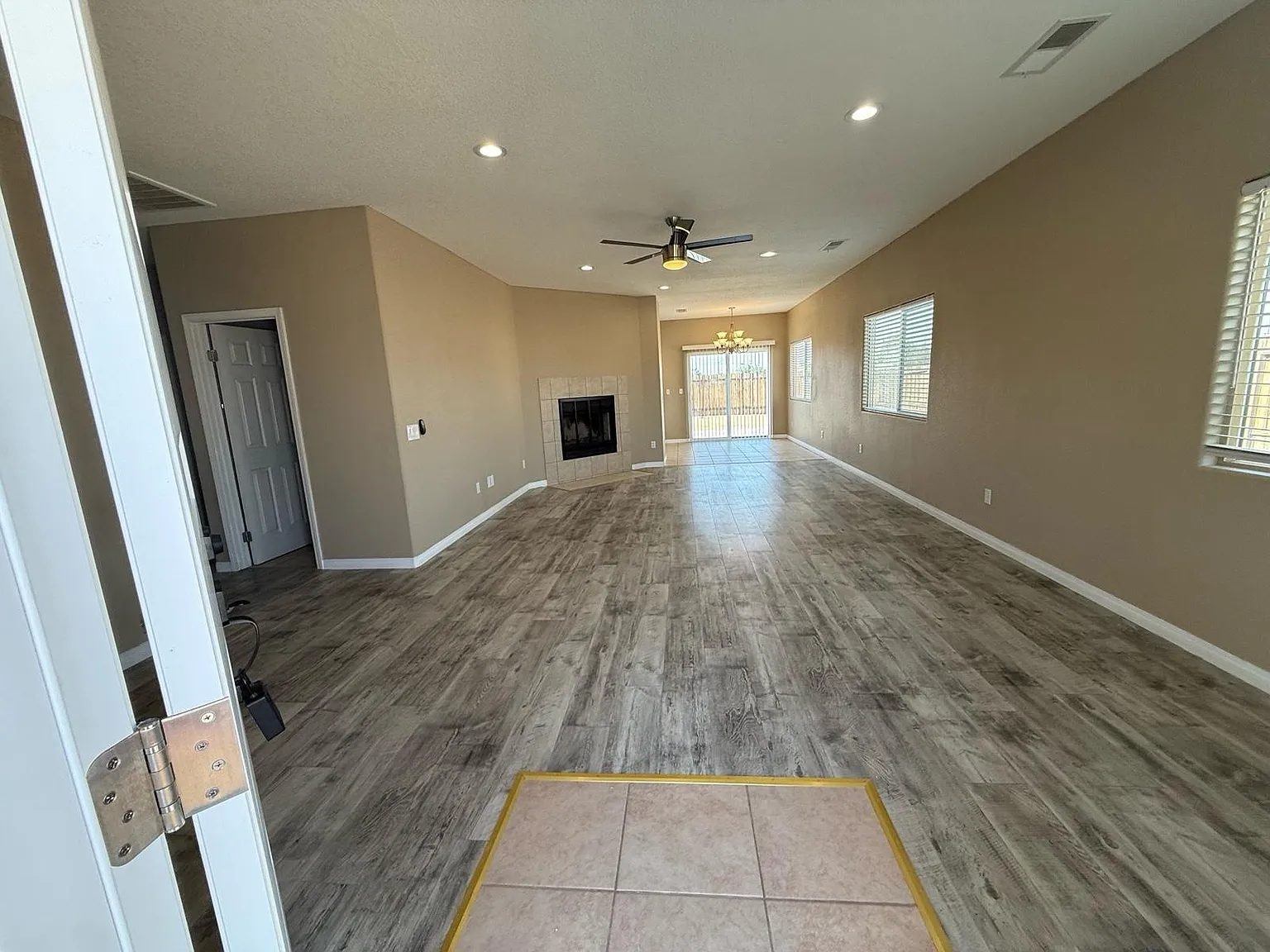 3 bed, 1482 sqft, $2,150 — Photo 3