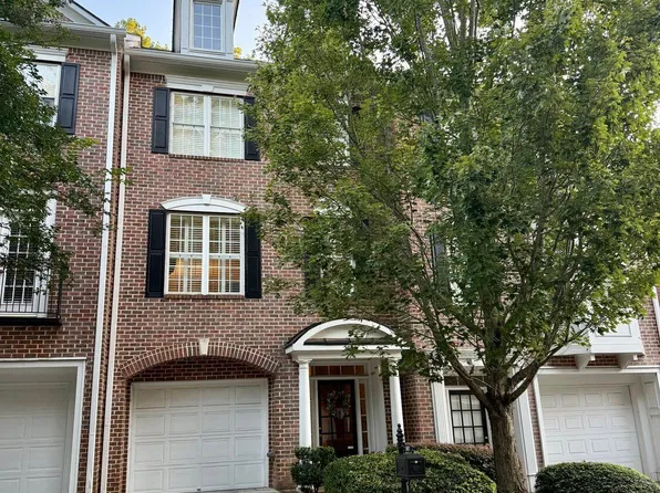 1607 Waters Edge Trl, Roswell, GA 30075