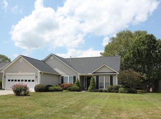 120 Rolling Meadow Rd, Fletcher, NC 28732