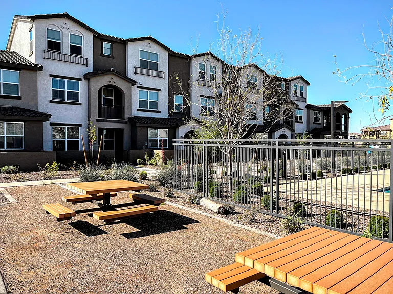 1255 N Arizona Ave #1015 — Photo 2