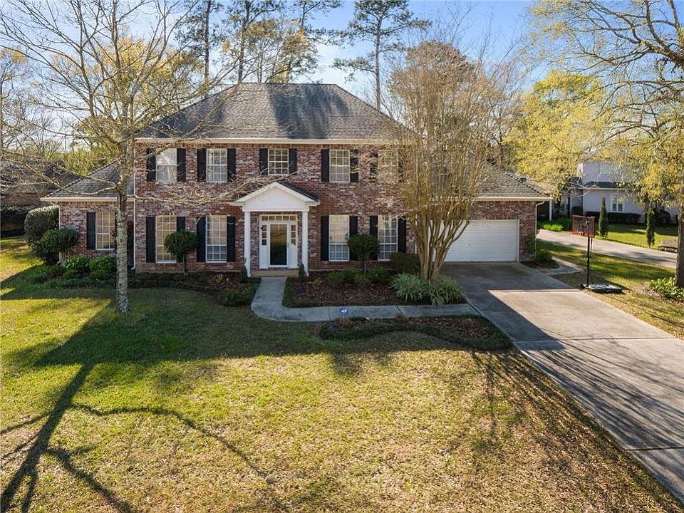 1st image of 607 River Oaks Dr