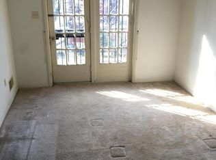 240 12th Pl NE APT 3, Washington, DC 20002