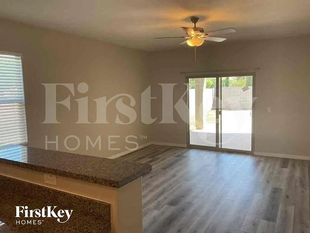 Building Photo - 13311 E Tumbleweed Ln