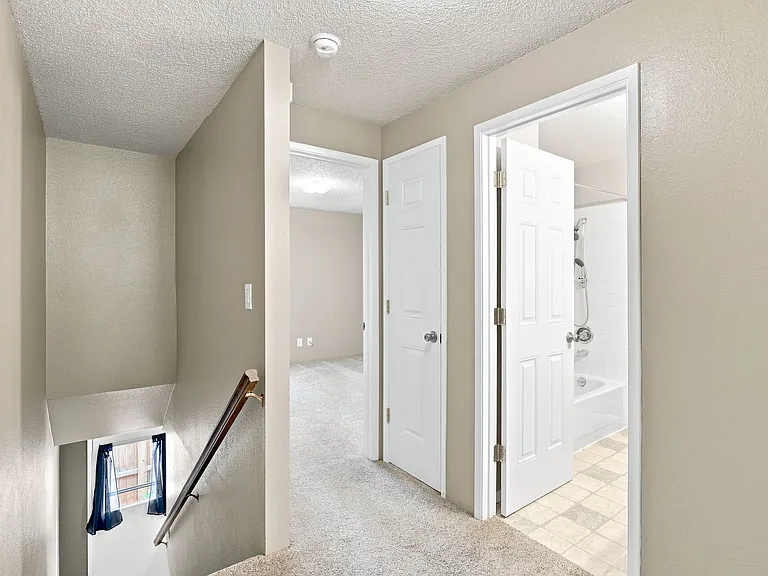 327 N Main St #2 — Photo 16