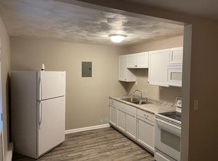 165 S Van Buren Ave APT 3, Bradley, IL 60915