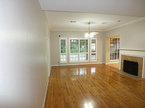 5th image of 19703 Wood Walk Ln