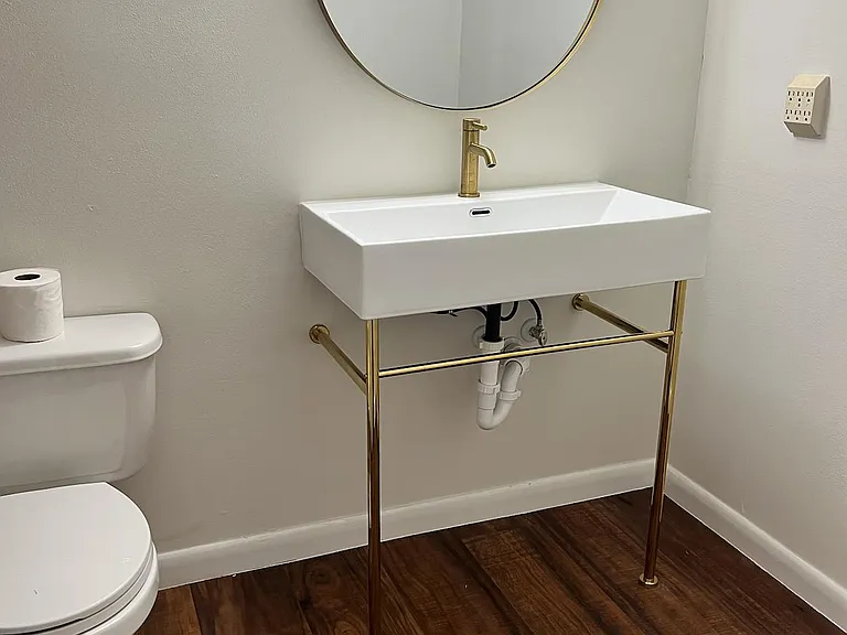 New vanity, fixture, mirror, flooring