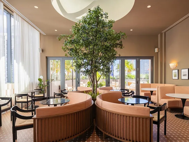 Building's Lounge