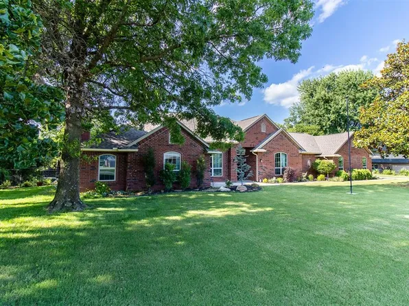 10517 SE 49th St, Oklahoma City, OK 73150
