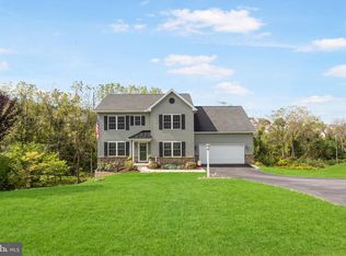 385 Barclay Dr, Red Lion, PA 17356