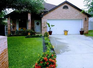 5220 Southlake Dr, Laredo, TX 78043