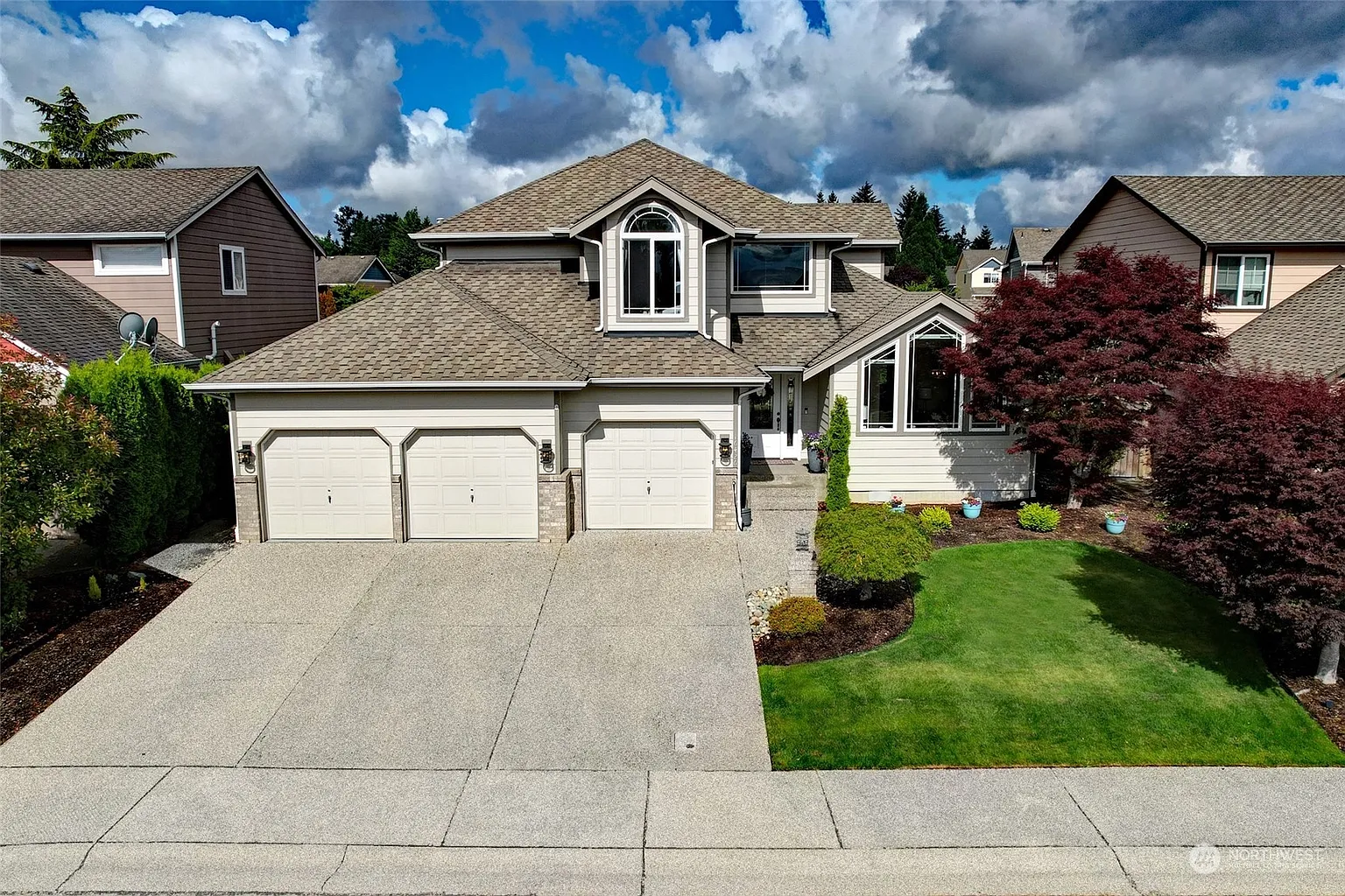 16426 136th Avenue E photo 1