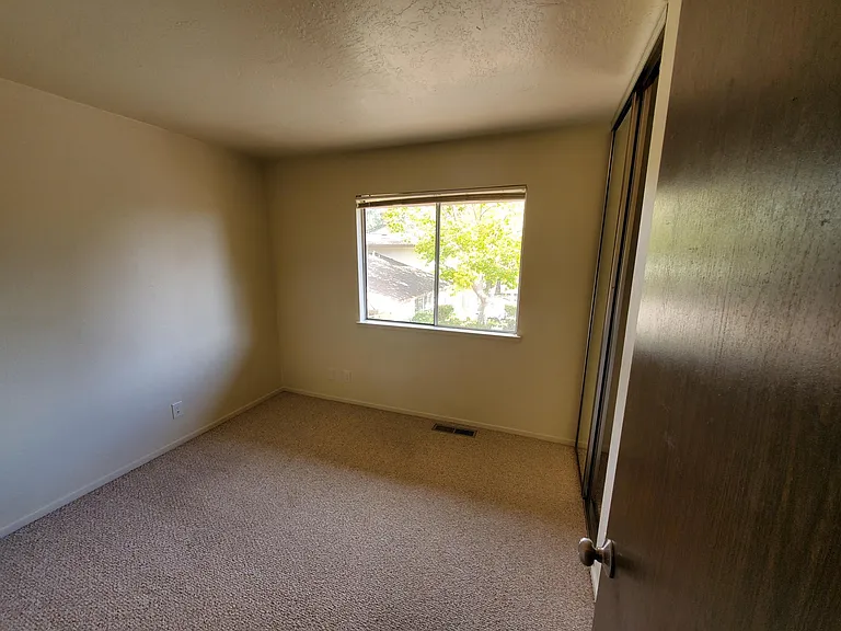 185 Palo Verde Ter — Photo 14