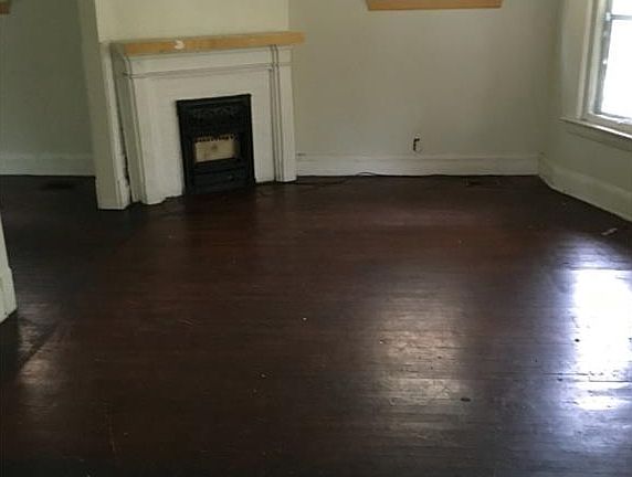2nd image of 9212 Columbia Ave
