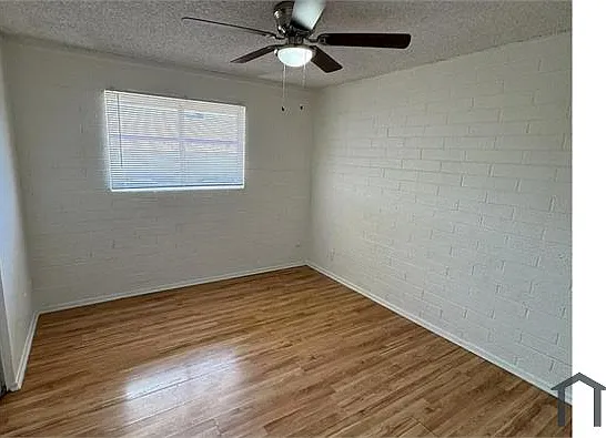 2 bed, 700 sqft, $1,450 — Photo 2
