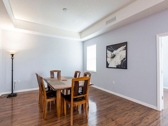 4th image of 636 Wells Ct Unit 501