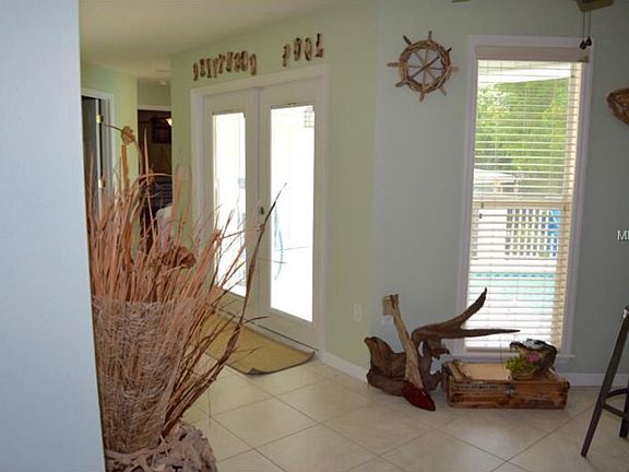 5th image of 2801 Palm Dr